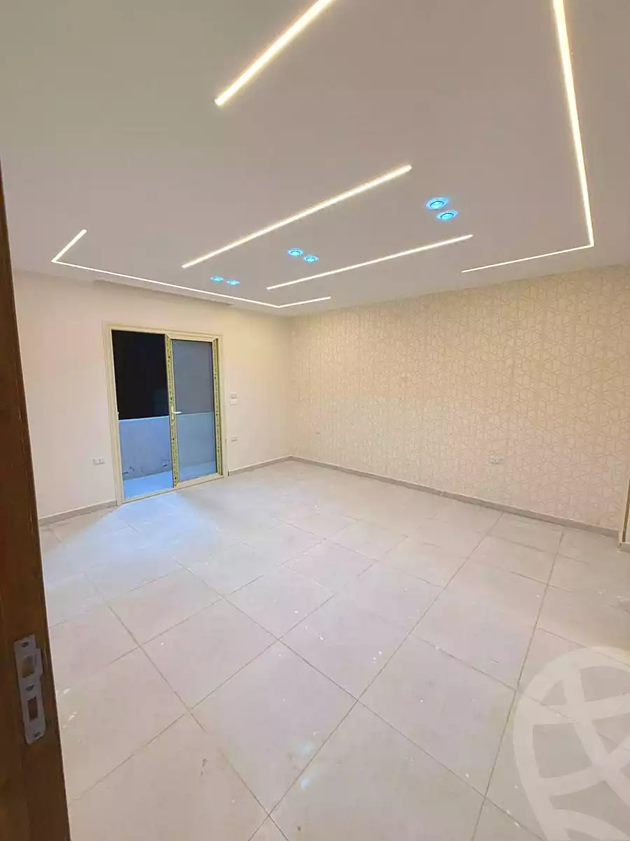 https://aqarmap.com.eg/ar/listing/6758880-for-sale-cairo-6th-of-october-el-ahyaa-neighborhood-3rd