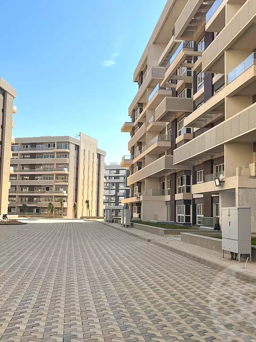 https://aqarmap.com.eg/en/listing/6758954-for-sale-cairo-new-administrative-capital-r7-scenario