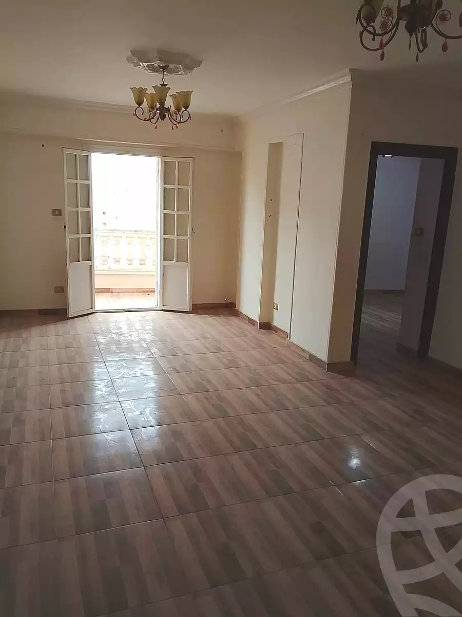 https://aqarmap.com.eg/ar/listing/6760096-for-sale-alexandria-el-asafra-salman-el-farsi-st
