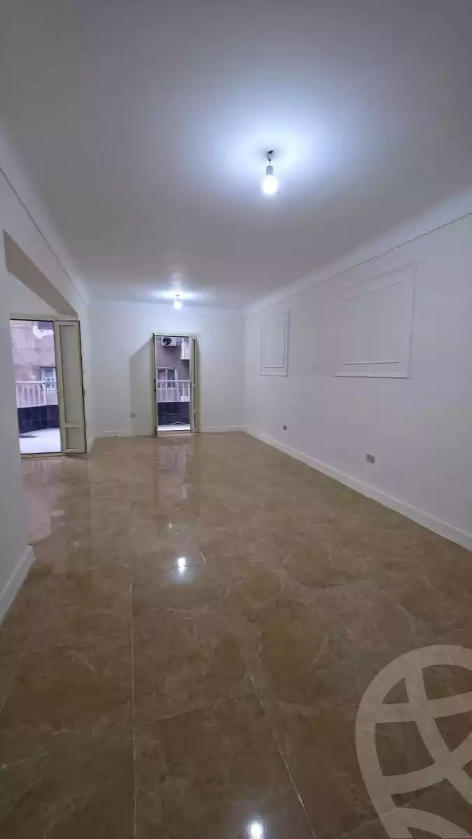 https://aqarmap.com.eg/ar/listing/6760653-for-sale-alexandria-el-asafra-l-sfr-bhry