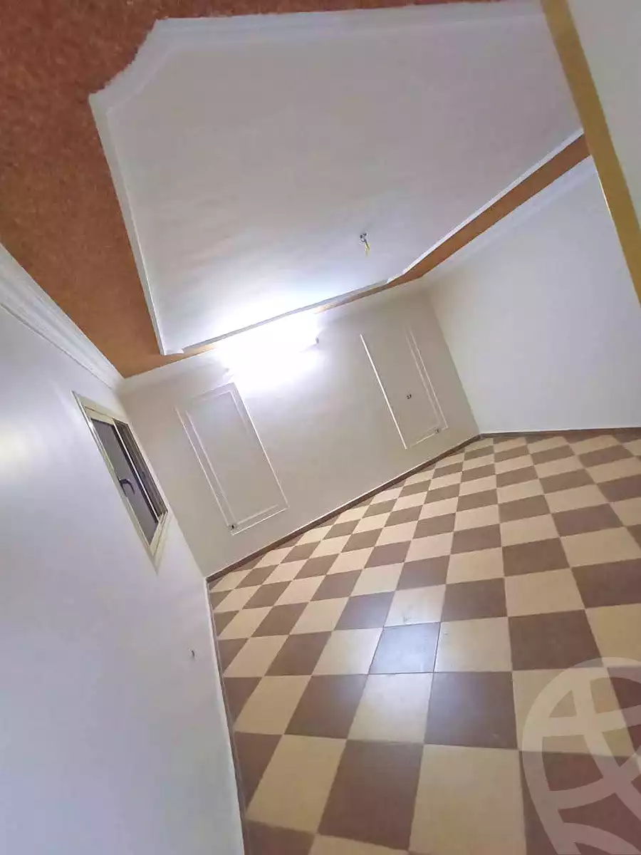https://aqarmap.com.eg/ar/listing/6760675-for-sale-cairo-helwan-helwan-el-sharkeya-khesro-basha-st