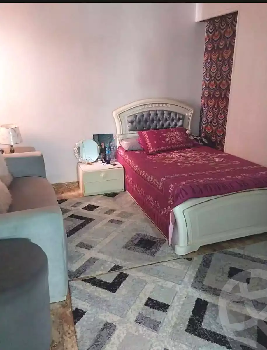 https://aqarmap.com.eg/ar/listing/6760671-for-sale-alexandria-sydy-bshr-sydy-bshr-bhry-mohamed-el-srafi-st.