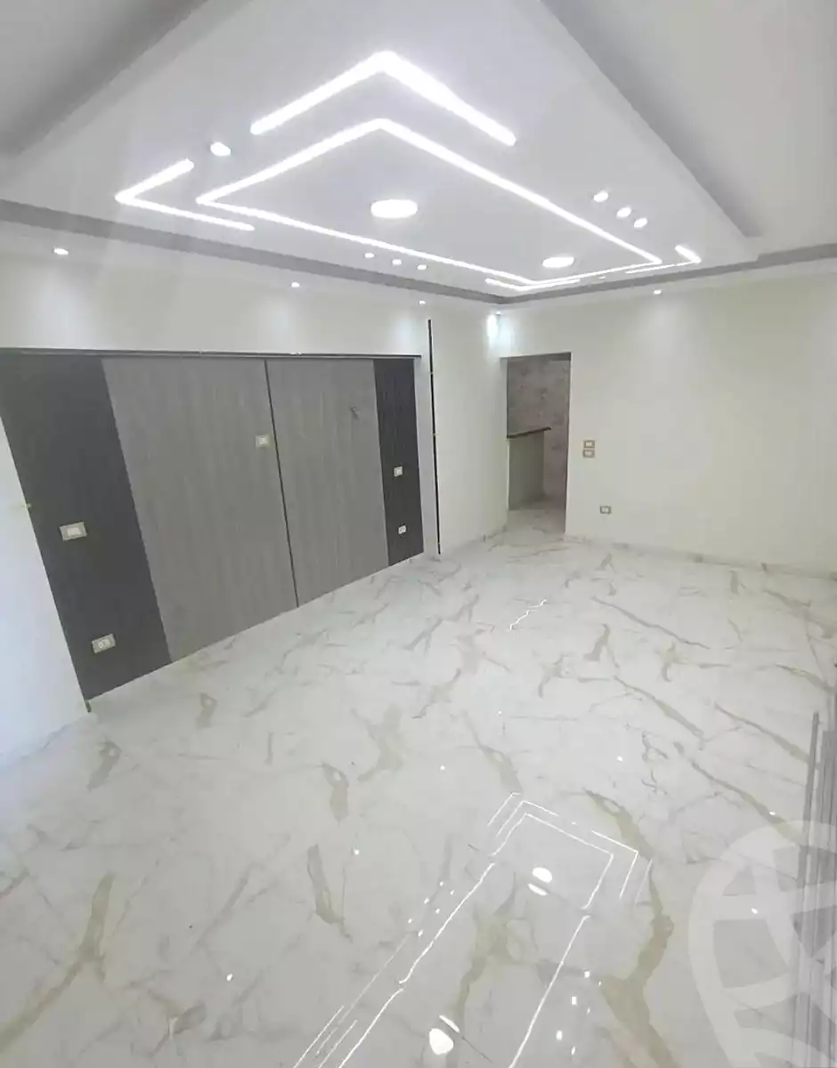 https://aqarmap.com.eg/ar/listing/6760808-for-sale-alexandria-miami-el-gaish-rd-st