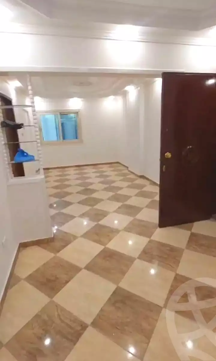https://aqarmap.com.eg/ar/listing/6760942-for-sale-alexandria-el-asafra-l-sfr-bhry
