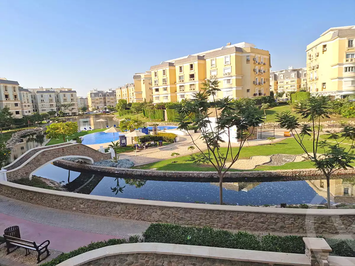 https://aqarmap.com.eg/ar/listing/6761901-for-rent-cairo-new-cairo-compounds-mountain-view-hyde-park