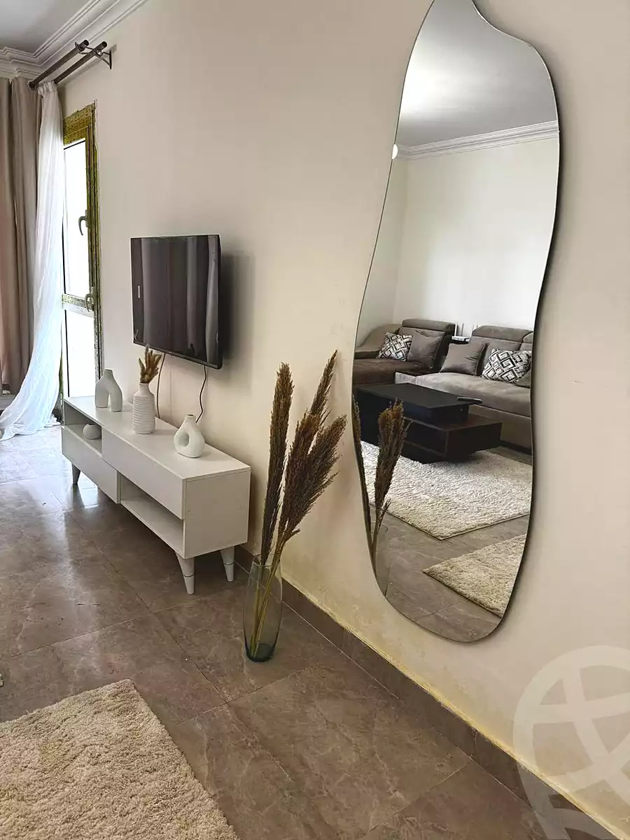 https://aqarmap.com.eg/en/listing/6761934-for-rent-cairo-el-sheikh-zayed-city-compounds-jn-zyd