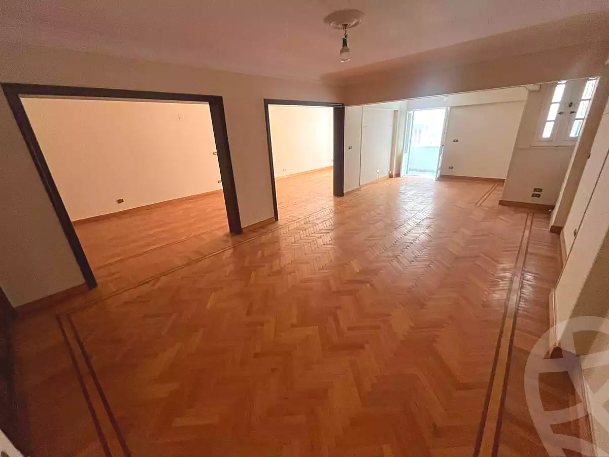 https://aqarmap.com.eg/ar/listing/6762046-for-rent-alexandria-ganaklis