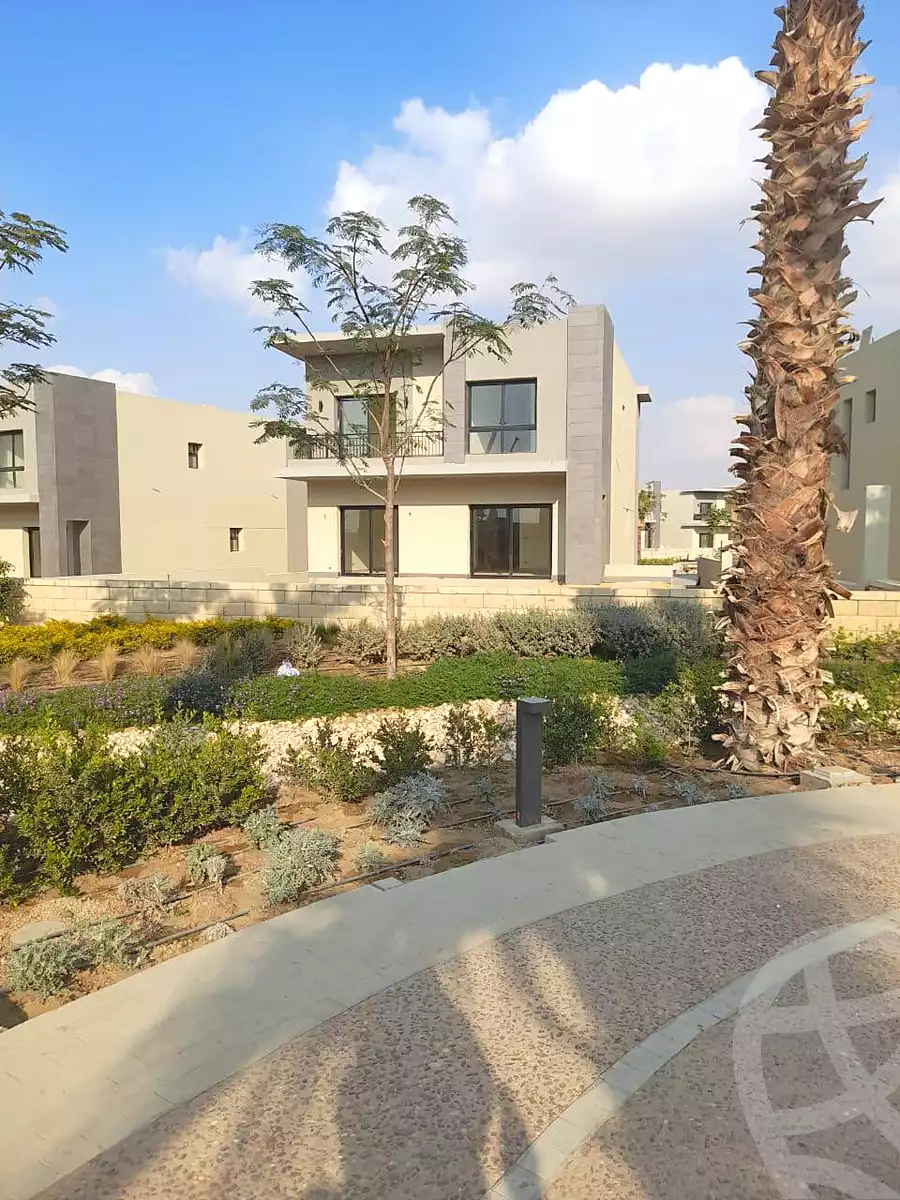 https://aqarmap.com.eg/ar/listing/6762468-for-sale-cairo-new-cairo-compounds-swan-lake-the-phoenix-hassan-allam
