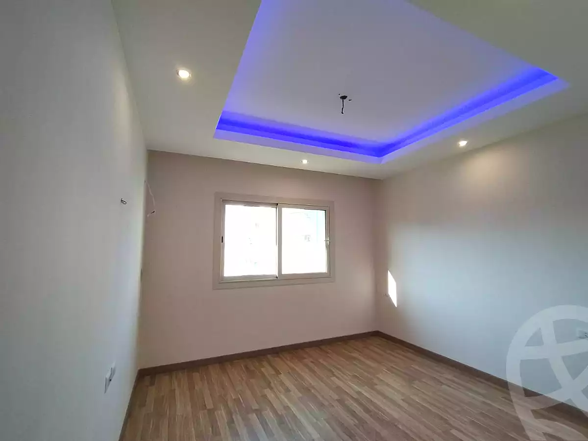https://aqarmap.com.eg/ar/listing/6763507-for-sale-cairo-el-sheikh-zayed-city-compounds-dh-drys