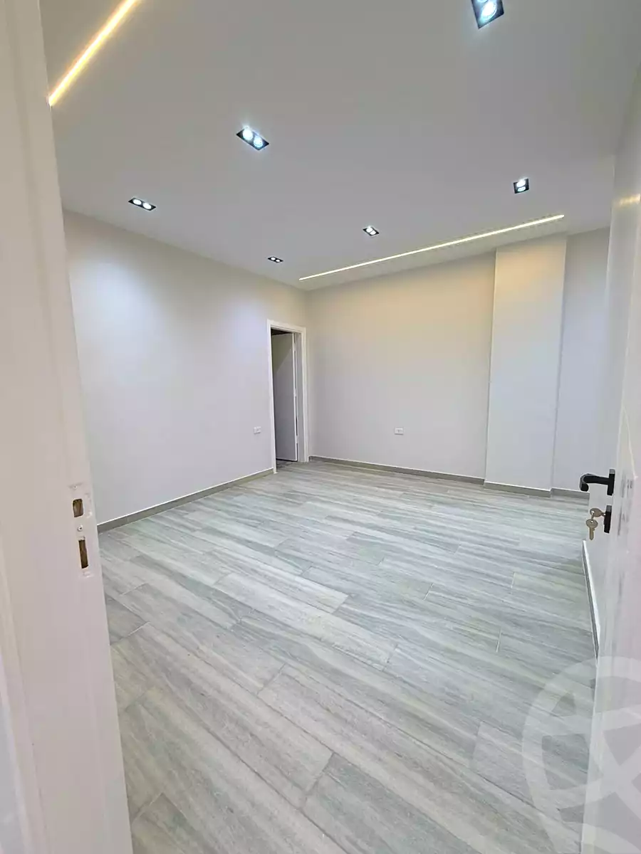 https://aqarmap.com.eg/en/listing/6763585-for-sale-cairo-6th-of-october-el-ahyaa-neighborhood-3rd-al-hay-al-thalith-st
