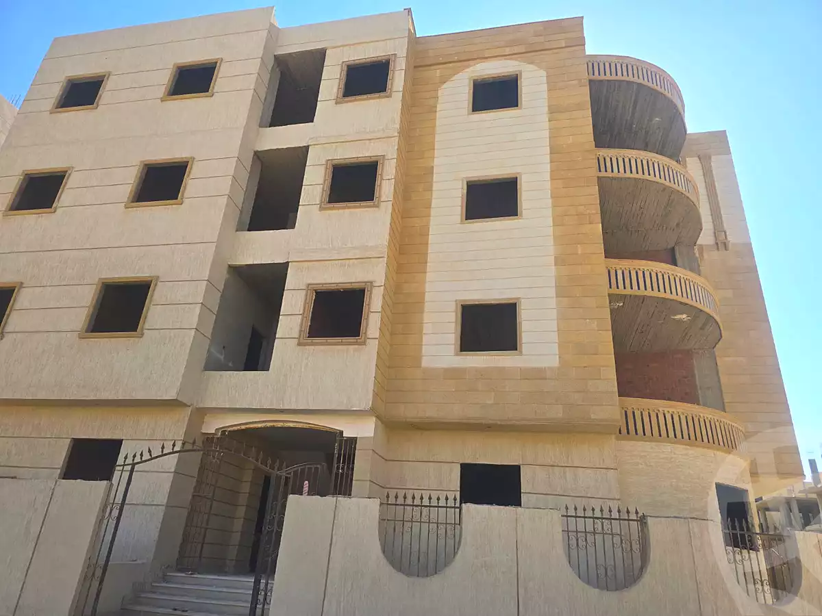 https://aqarmap.com.eg/en/listing/6848998-for-sale-cairo-badr-city-hai-el-ashgar-featured-neighborhood-el-imam-el-bokhary-st