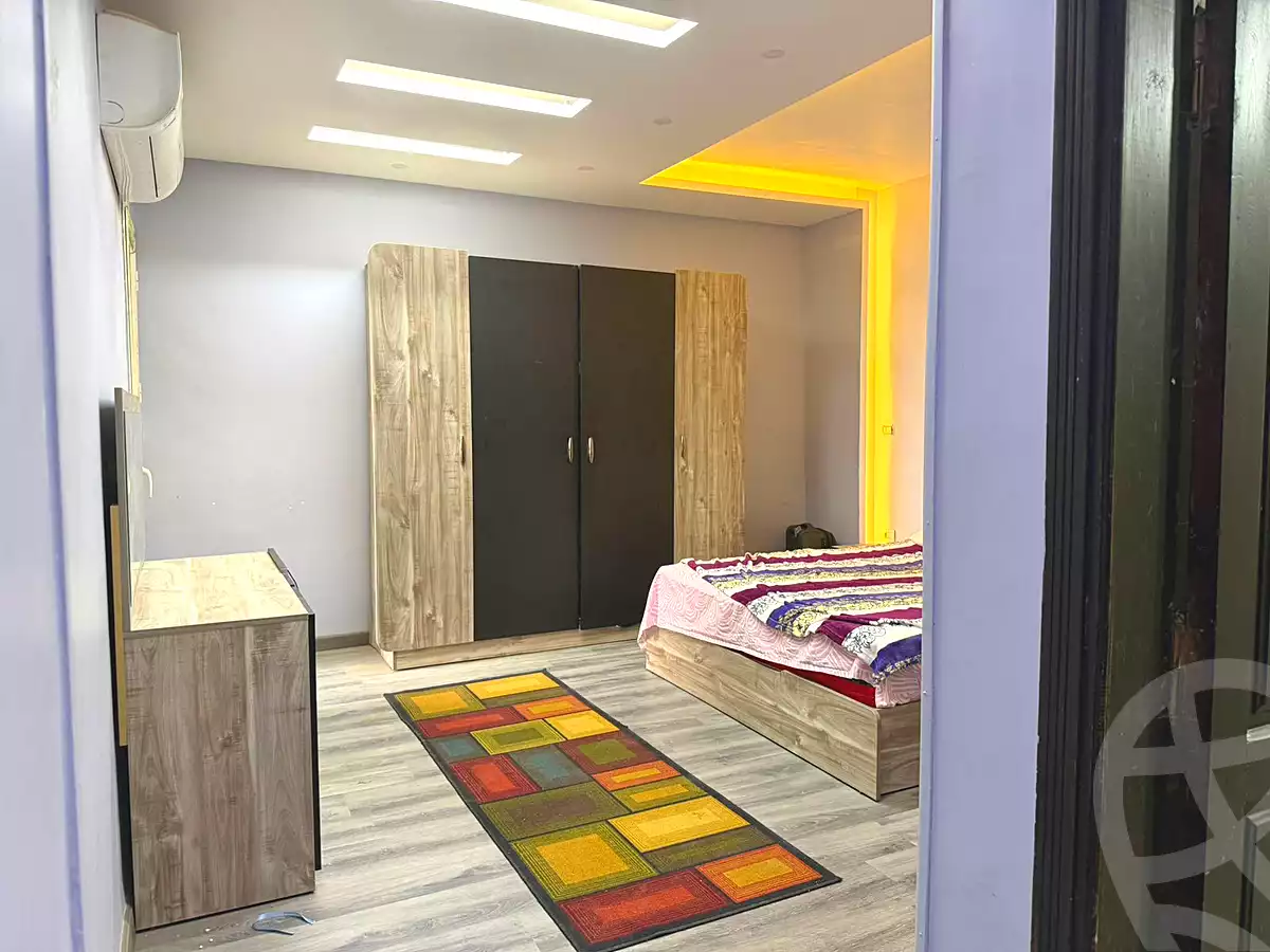 https://aqarmap.com.eg/en/listing/6763894-for-sale-cairo-el-sheikh-zayed-city-compounds-jn-1