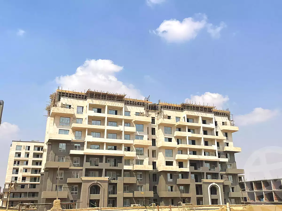 https://aqarmap.com.eg/ar/listing/6764126-for-sale-cairo-el-sheikh-zayed-city-lshykh-zyd-ljdyd-de-joya-taj-misr-new-zayed
