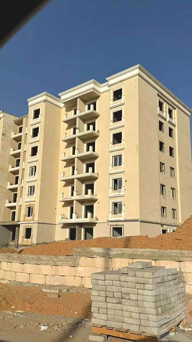 https://aqarmap.com.eg/ar/listing/6764318-for-sale-cairo-new-cairo-compounds-mayan-compound-stm