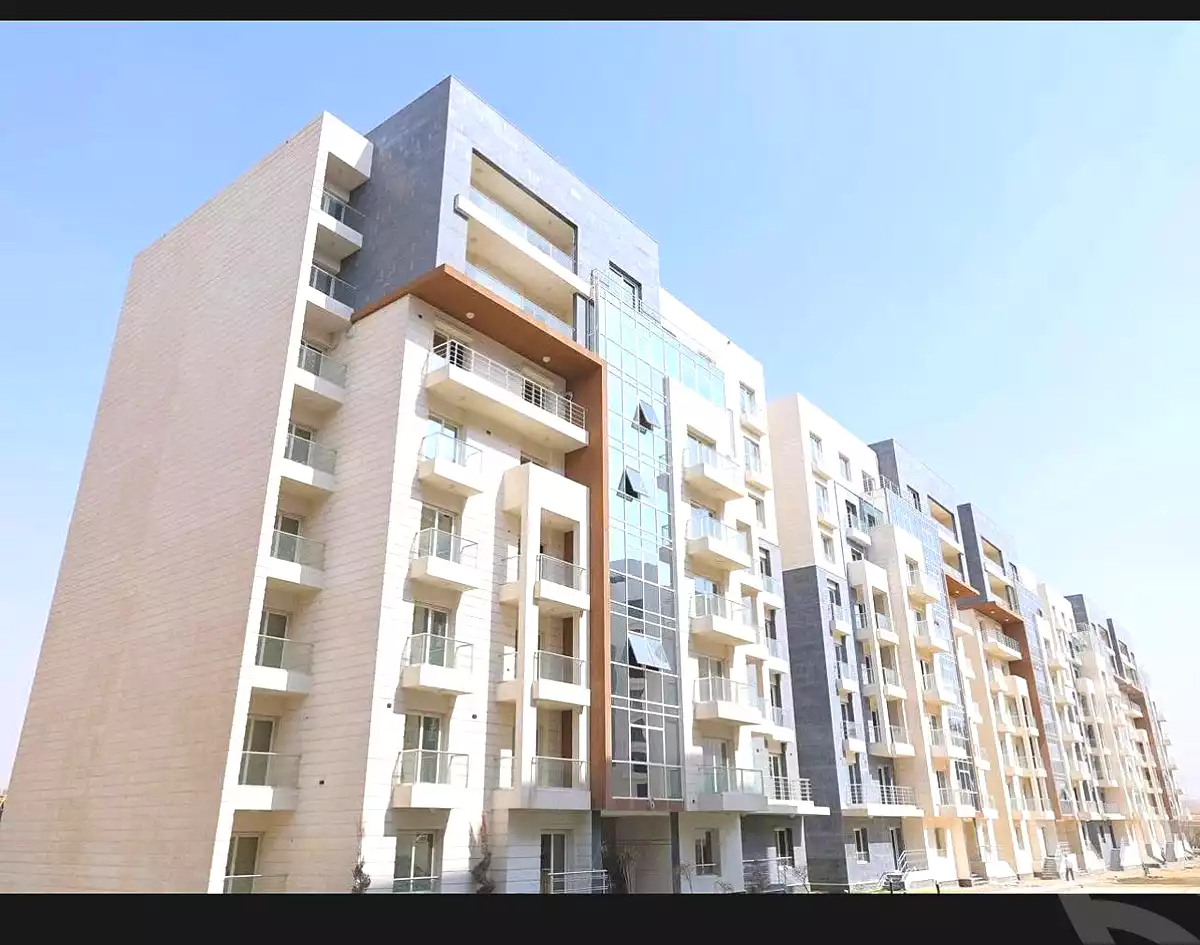 https://aqarmap.com.eg/en/listing/6764677-for-sale-cairo-new-administrative-capital-r7-oia