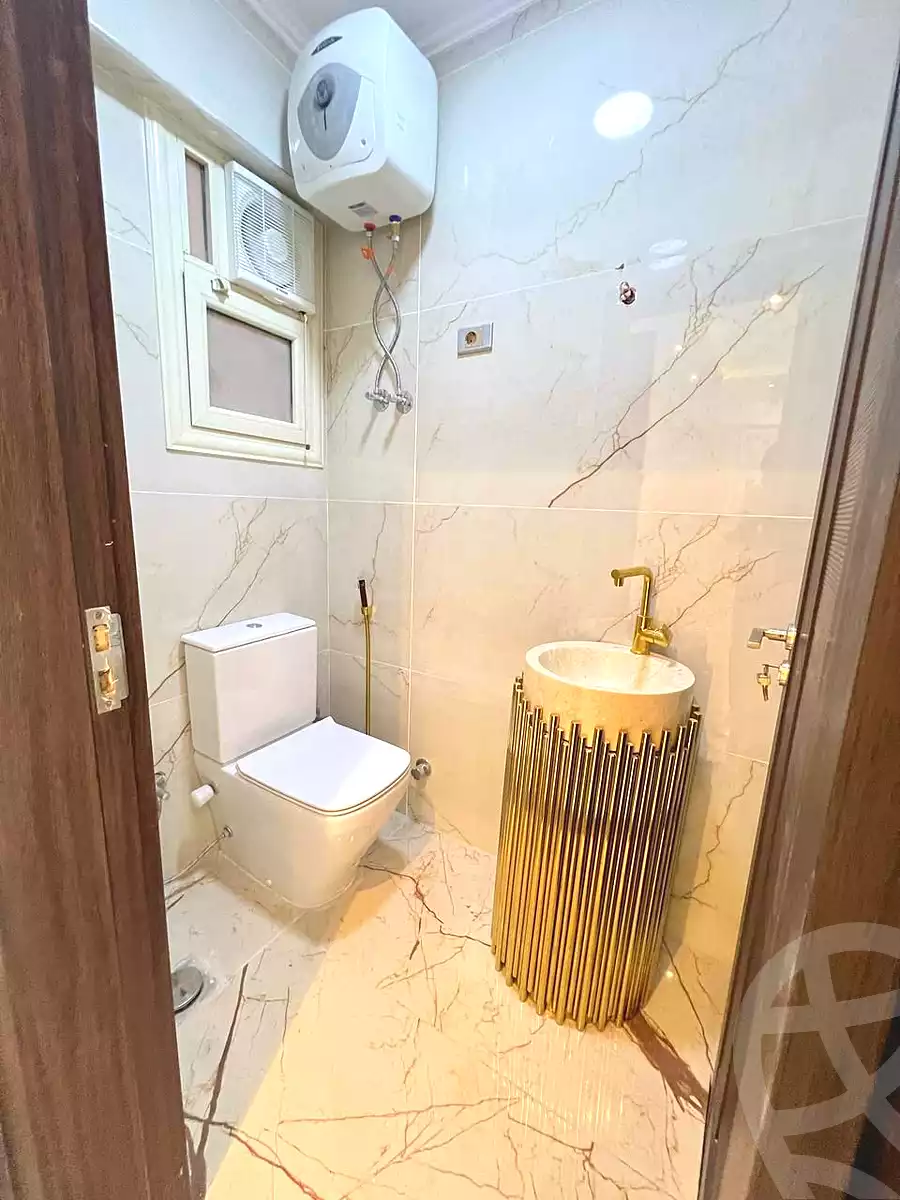 https://aqarmap.com.eg/en/listing/6764677-for-sale-cairo-new-administrative-capital-r7-oia