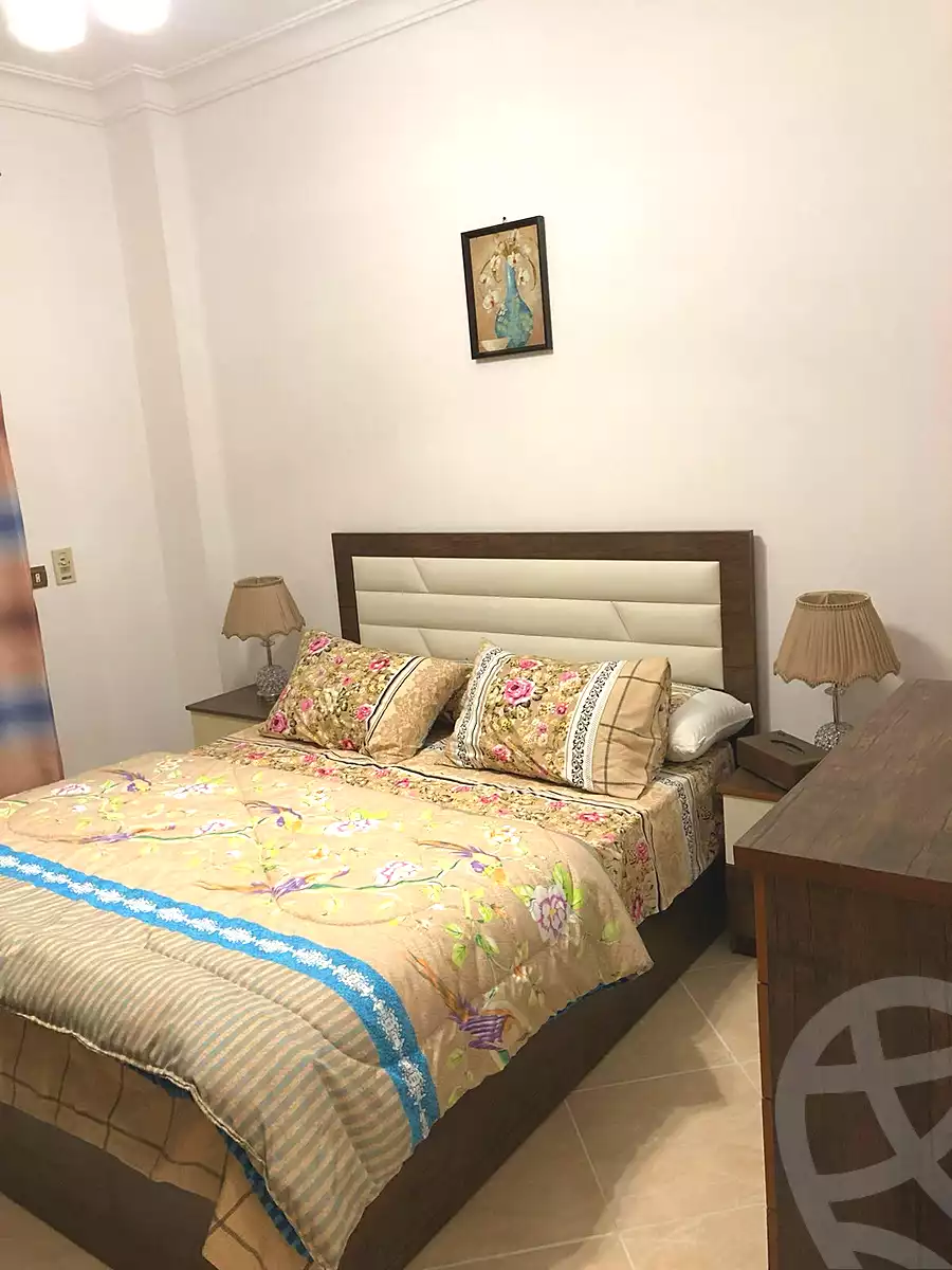 https://aqarmap.com.eg/en/listing/6764772-for-rent-cairo-el-sheikh-zayed-city-compounds-rawdet-zayed