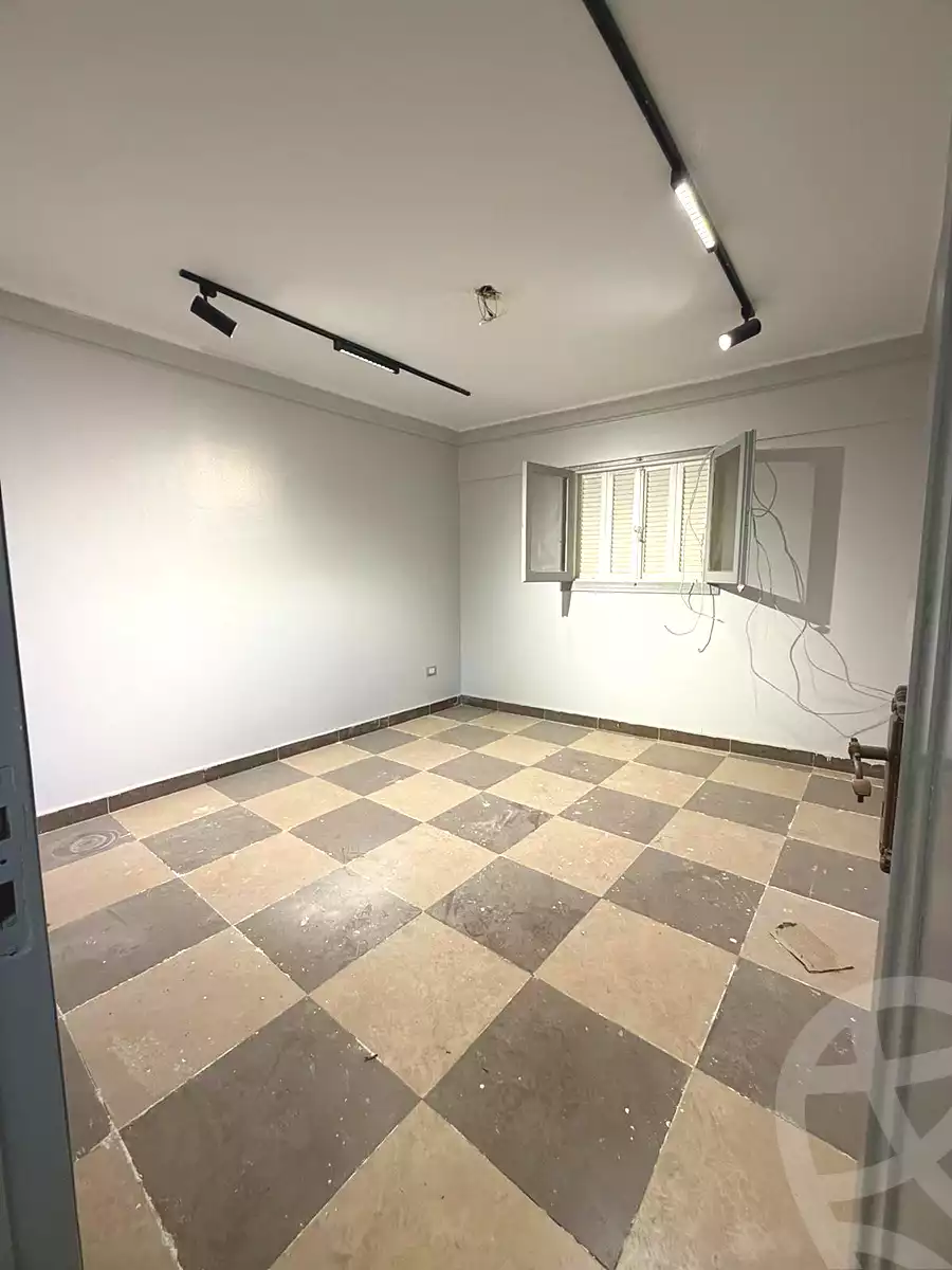 https://aqarmap.com.eg/ar/listing/6765742-for-sale-alexandria-lsywf-el-falki-street-16-el-eslah