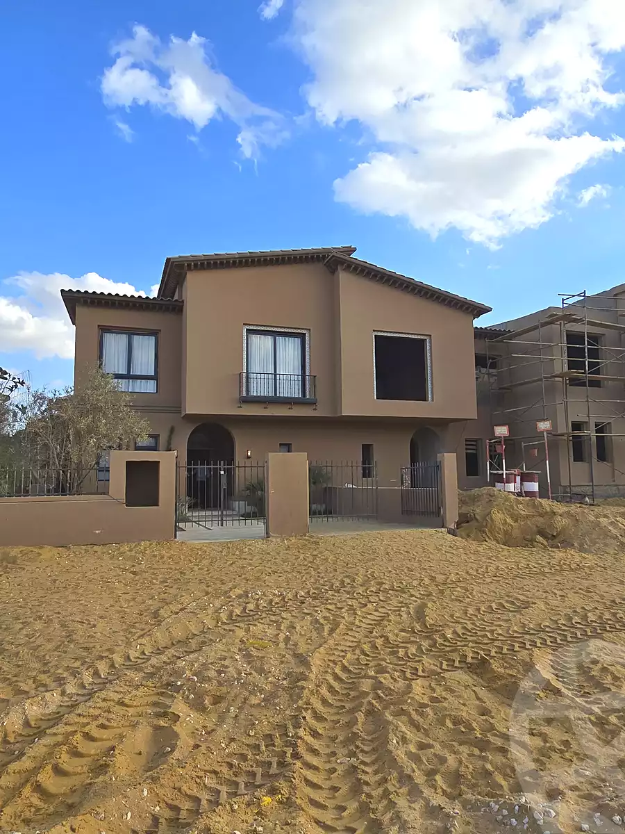 https://aqarmap.com.eg/ar/listing/6766537-for-sale-cairo-el-sheikh-zayed-city-compounds-kmbwnd-fyldj-wyst-dr-llttwyr
