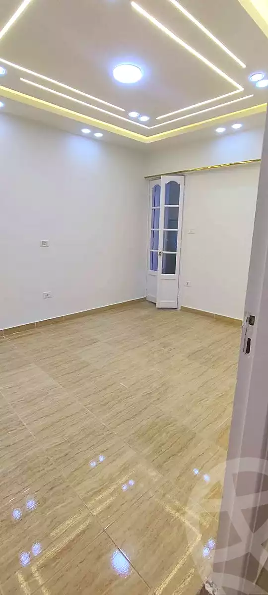 https://aqarmap.com.eg/ar/listing/6766547-for-sale-alexandria-sydy-bshr-sydy-bshr-bhry-gamal-abd-el-nasir-st