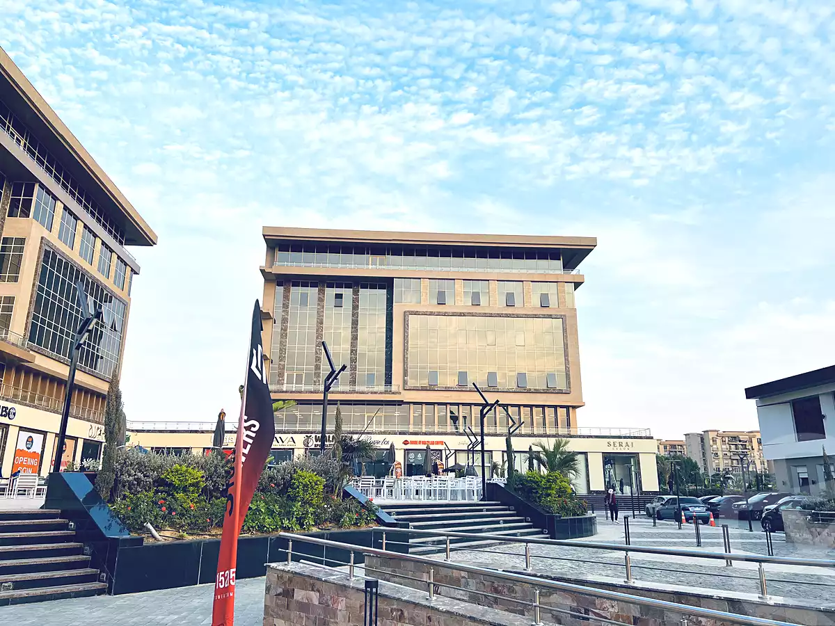 https://aqarmap.com.eg/en/listing/6766620-for-rent-cairo-new-cairo-mohammed-nagib-axis-st