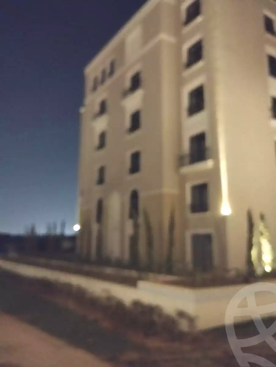 https://aqarmap.com.eg/en/listing/6766648-for-sale-cairo-el-sheikh-zayed-city-compounds-kmbwnd-fyldj-wyst-dr-llttwyr