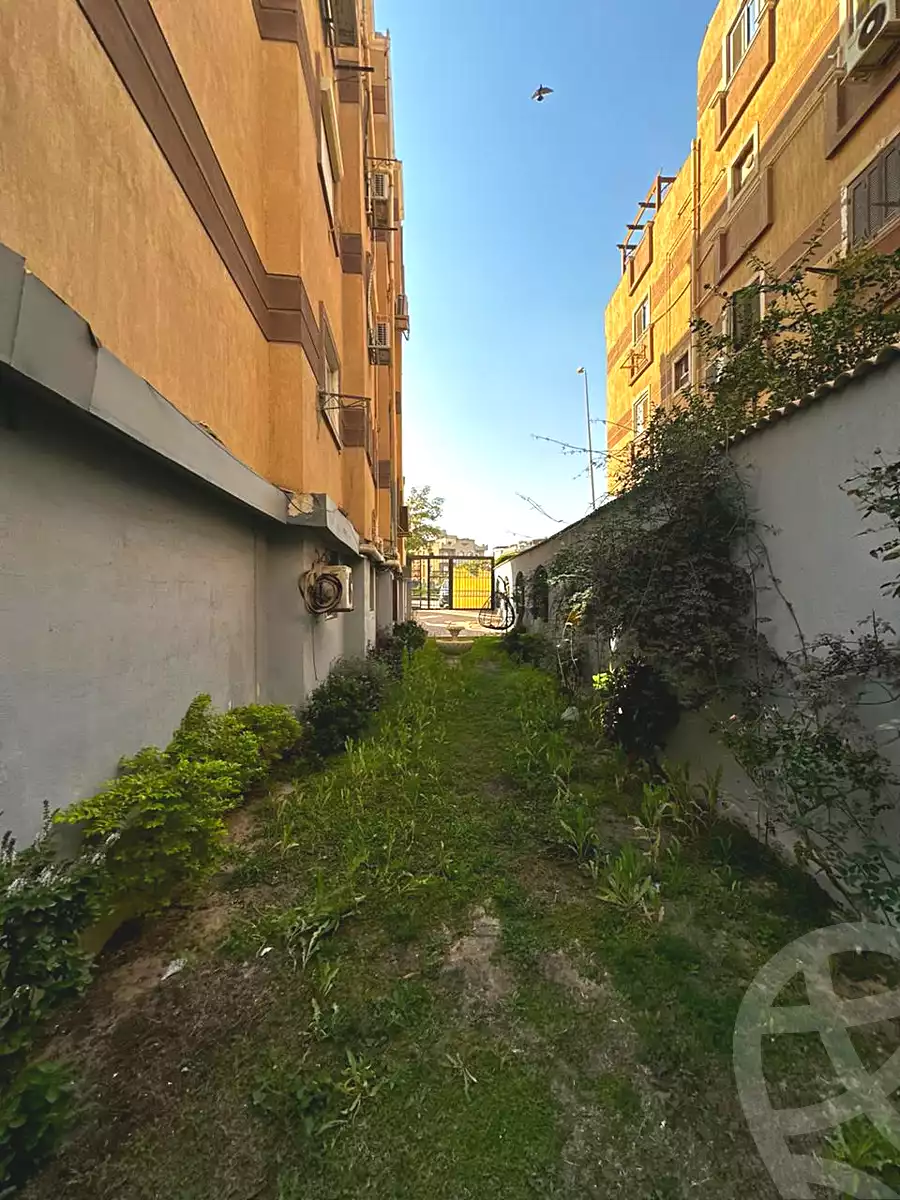 https://aqarmap.com.eg/en/listing/6669420-for-sale-cairo-el-sheikh-zayed-city-el-hay-elthamen-area-4