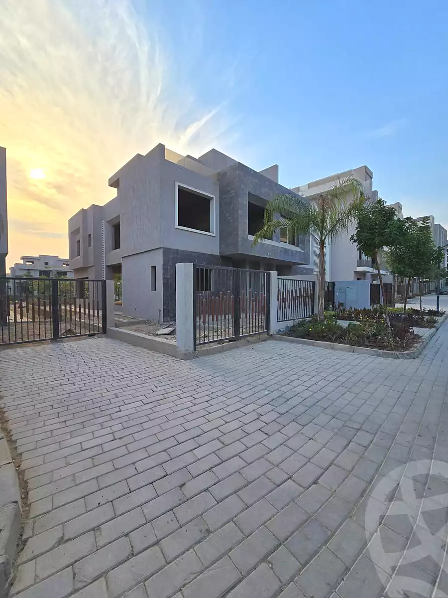 https://aqarmap.com.eg/en/listing/6767007-for-sale-cairo-6th-of-october-hadaeq-october-kmbwnd-fy-hdyq-ktwbr-sun-capital