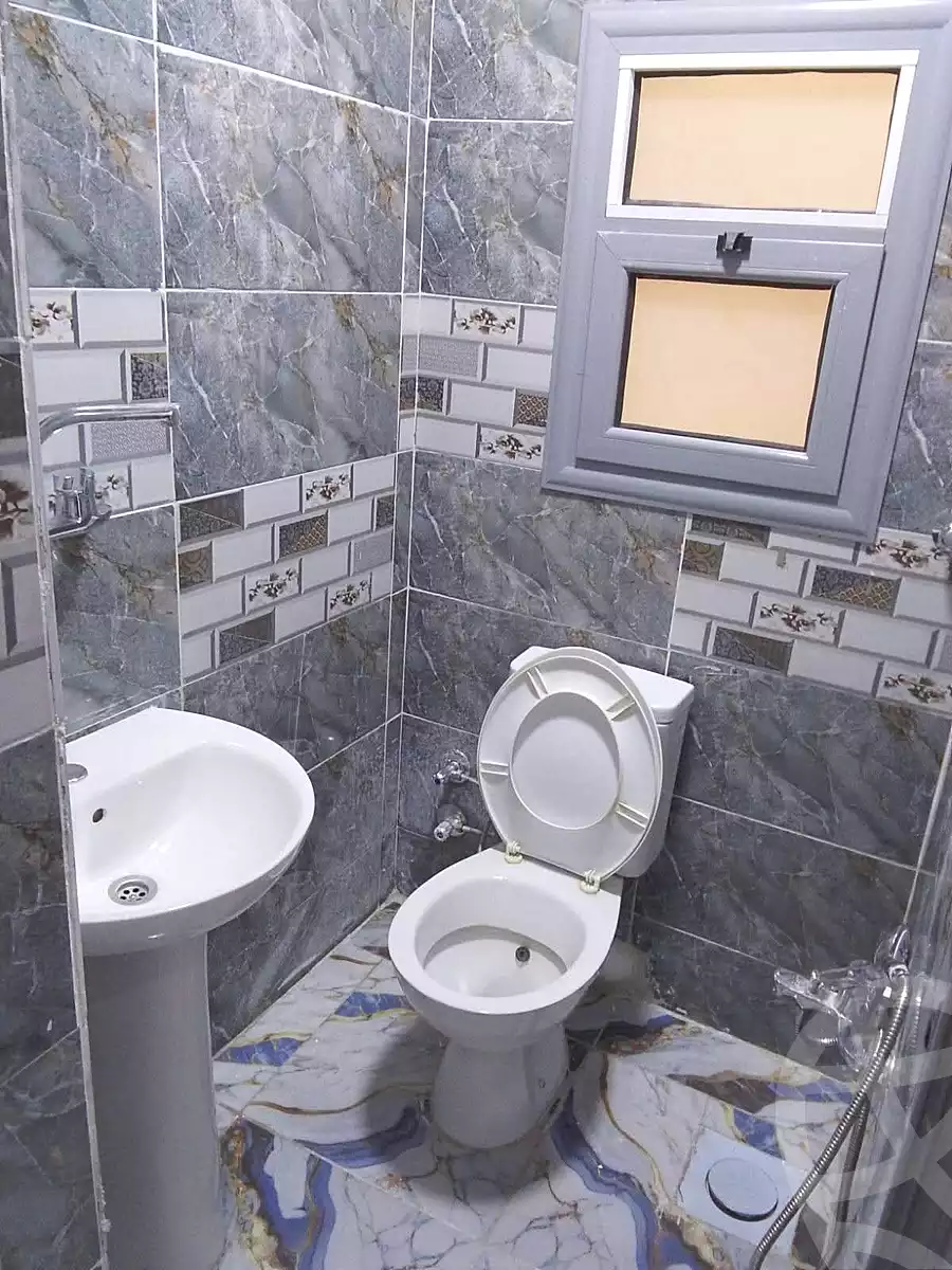https://aqarmap.com.eg/en/listing/6768044-for-sale-alexandria-bahray-el-anfoshy-al-shamrali-st