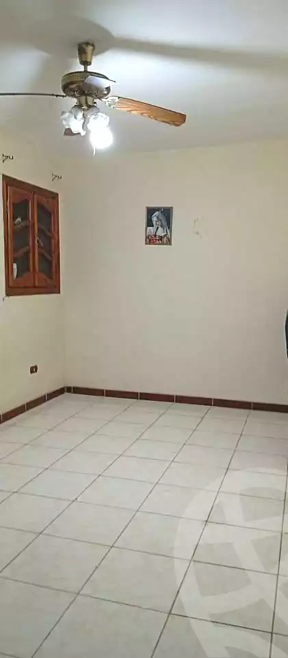 https://aqarmap.com.eg/en/listing/6768111-for-sale-alexandria-sydy-bshr-sydy-bshr-bhry-street-17