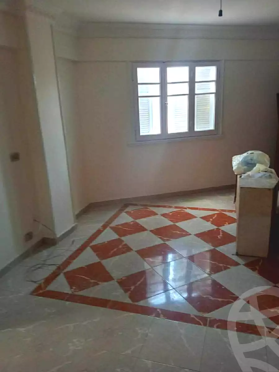 https://aqarmap.com.eg/ar/listing/6768506-for-rent-alexandria-moharram-bey