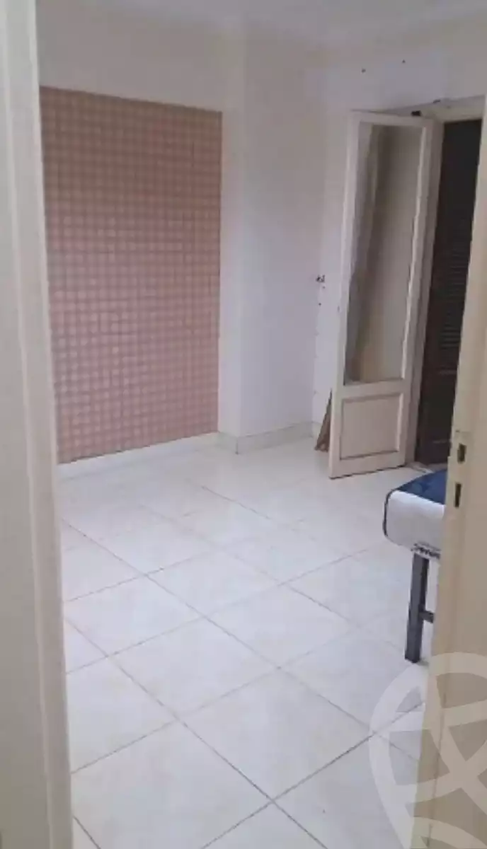 https://aqarmap.com.eg/ar/listing/6770228-for-rent-alexandria-ganaklis-shr-bw-qyr-tryq-lhry