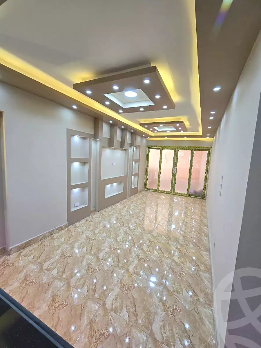 https://aqarmap.com.eg/ar/listing/6770665-for-sale-alexandria-new-miami-street-10