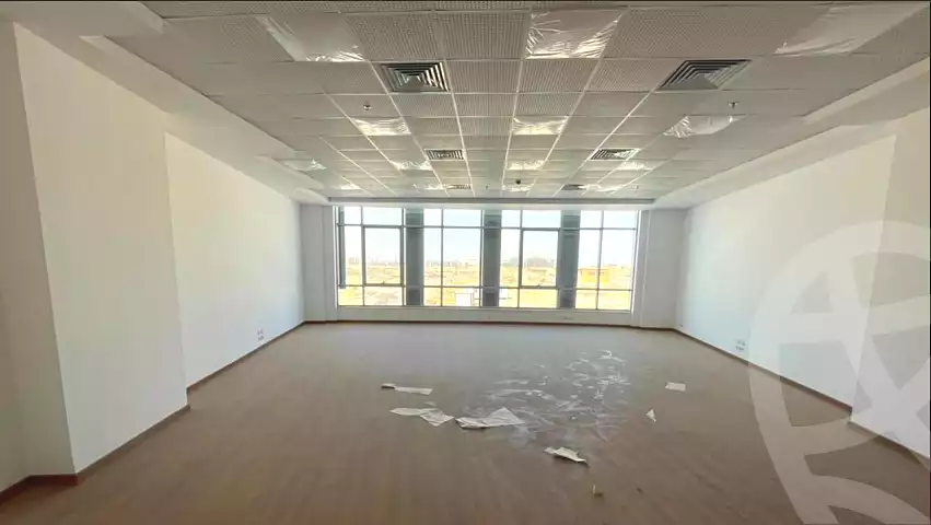https://aqarmap.com.eg/ar/listing/6770698-for-rent-cairo-new-cairo-compounds-sntrw-mwl