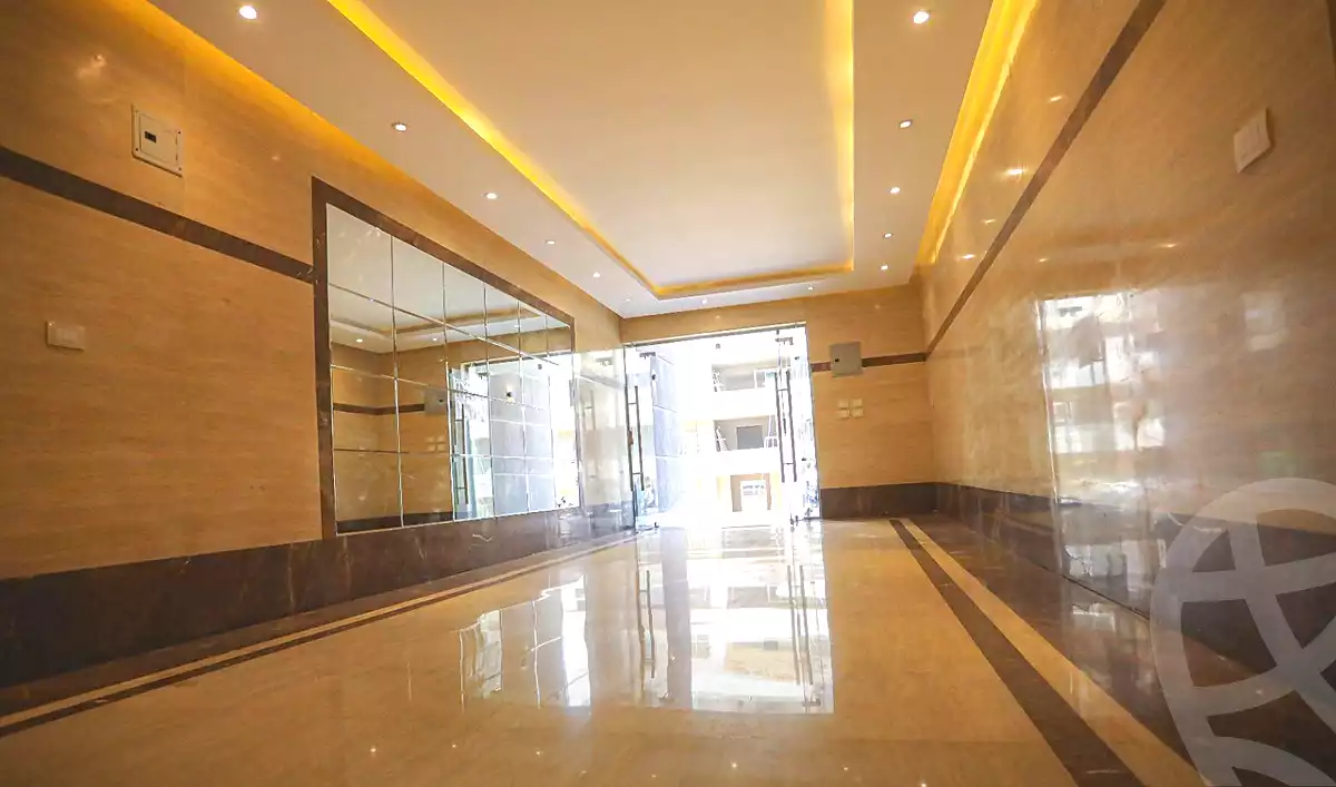 https://aqarmap.com.eg/en/listing/6771604-for-sale-cairo-new-administrative-capital-r8-de-joya-4-compound-taj-misr