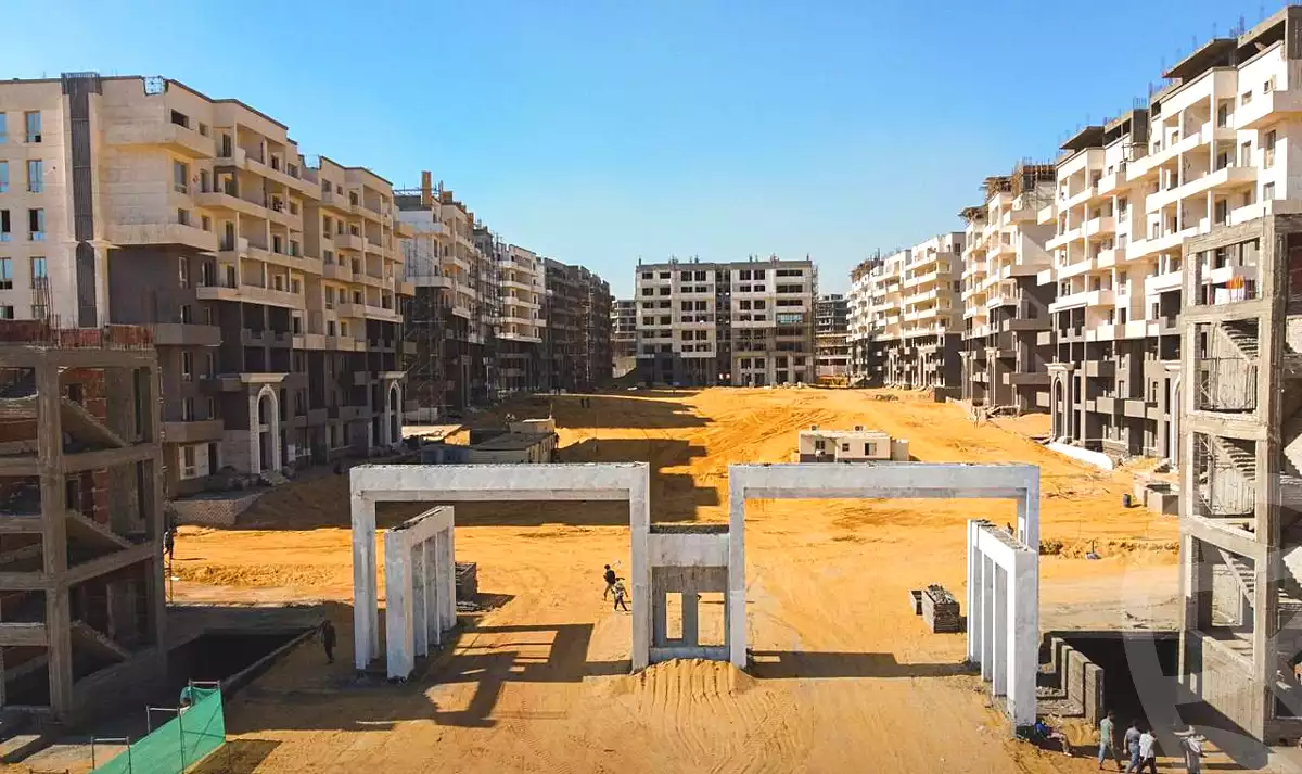 https://aqarmap.com.eg/en/listing/6771604-for-sale-cairo-new-administrative-capital-r8-de-joya-4-compound-taj-misr