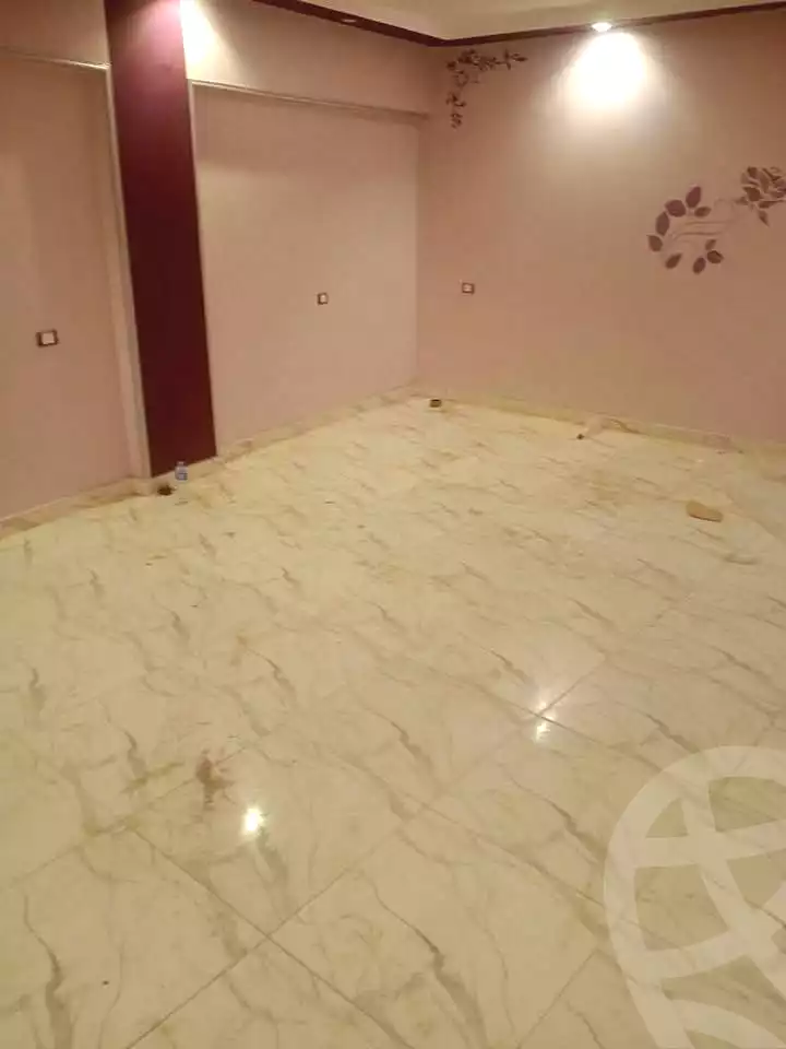 https://aqarmap.com.eg/ar/listing/6772085-for-sale-alexandria-l-jmy-lbytsh-el-hanafeya-st