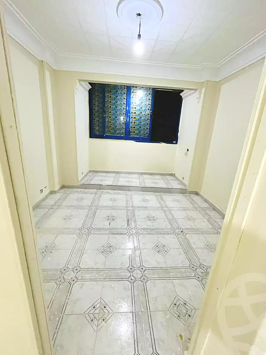 https://aqarmap.com.eg/en/listing/6773087-for-sale-alexandria-lsywf-el-falki