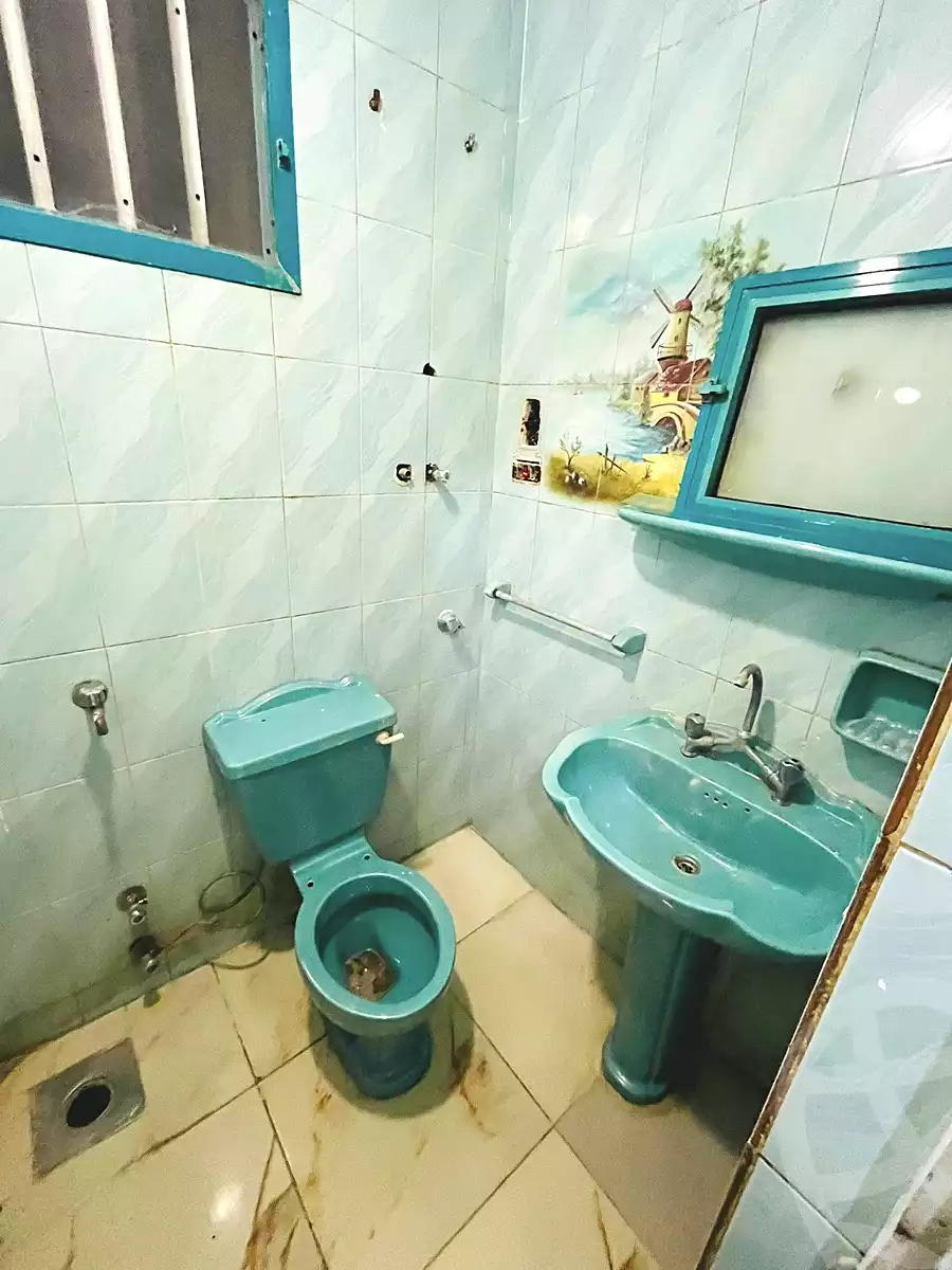 https://aqarmap.com.eg/en/listing/6773087-for-sale-alexandria-lsywf-el-falki