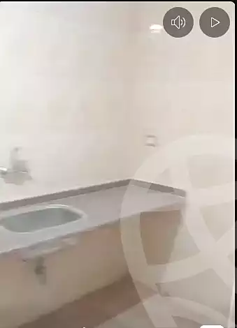 https://aqarmap.com.eg/ar/listing/6773164-for-sale-alexandria-sydy-bshr-sydy-bshr-bhry-el-fakharany-st