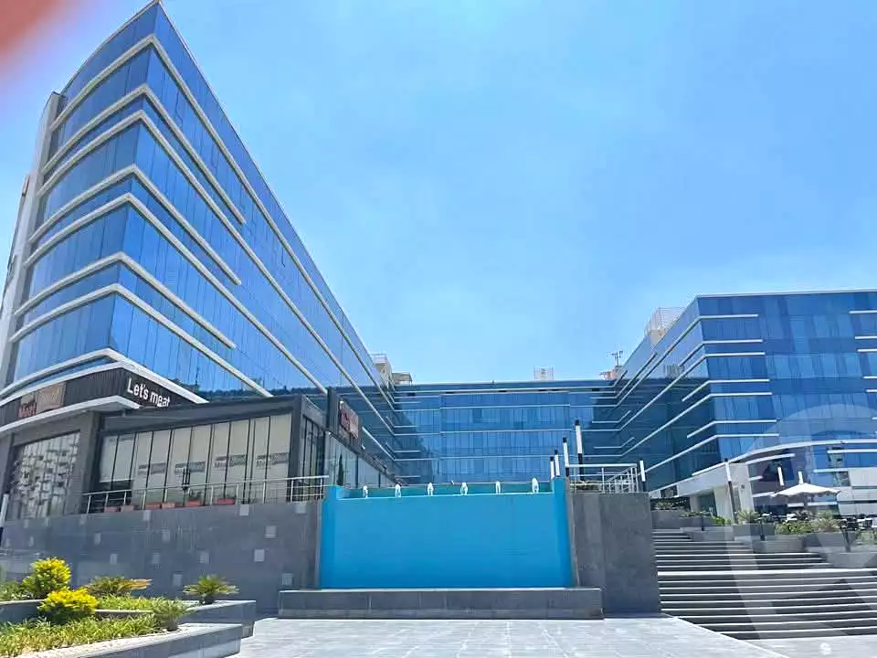 https://aqarmap.com.eg/en/listing/6773362-for-sale-cairo-new-cairo-compounds-tryfywm-skwyr-mwl-nm-llttwyr