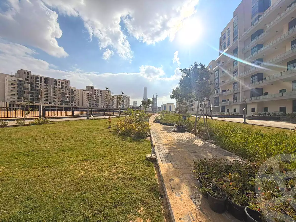 https://aqarmap.com.eg/ar/listing/6773478-for-sale-cairo-new-administrative-capital-r3-jade-park-compound-city-edge
