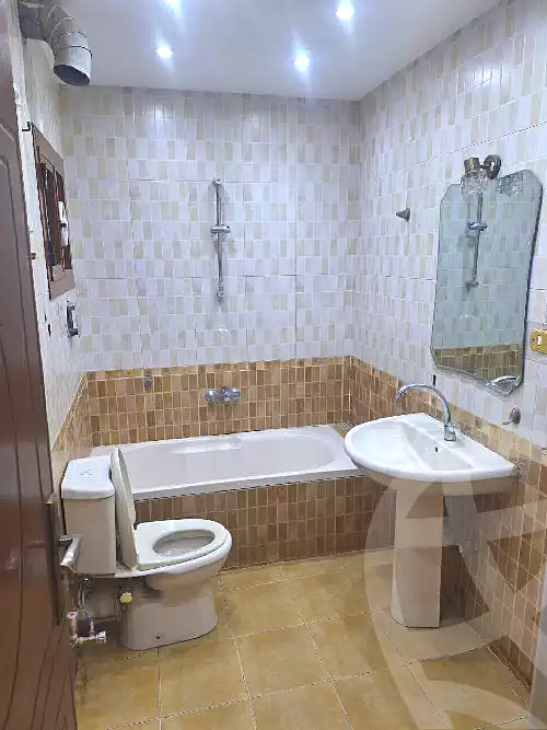 https://aqarmap.com.eg/ar/listing/6773724-for-sale-cairo-heliopolis-sheraton-saqr-korayesh-st