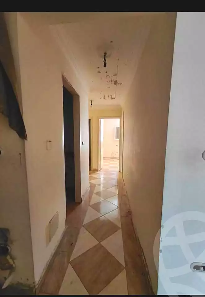 https://aqarmap.com.eg/ar/listing/6773929-for-sale-alexandria-moharram-bey-kanal-al-mahmoudeya-al-bahri-st