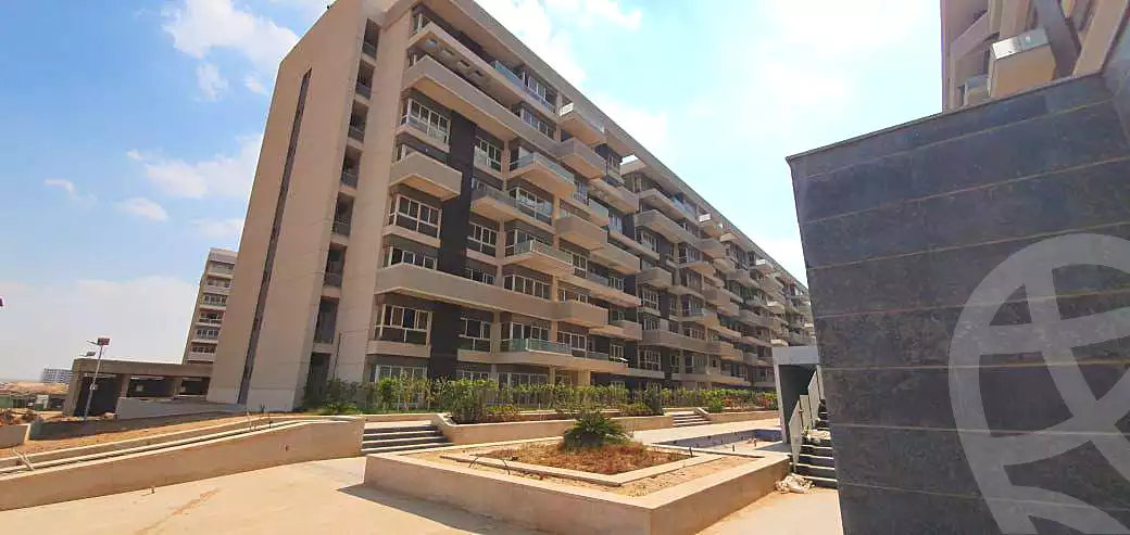 https://aqarmap.com.eg/en/listing/6774121-for-sale-cairo-new-administrative-capital-r7-scenario