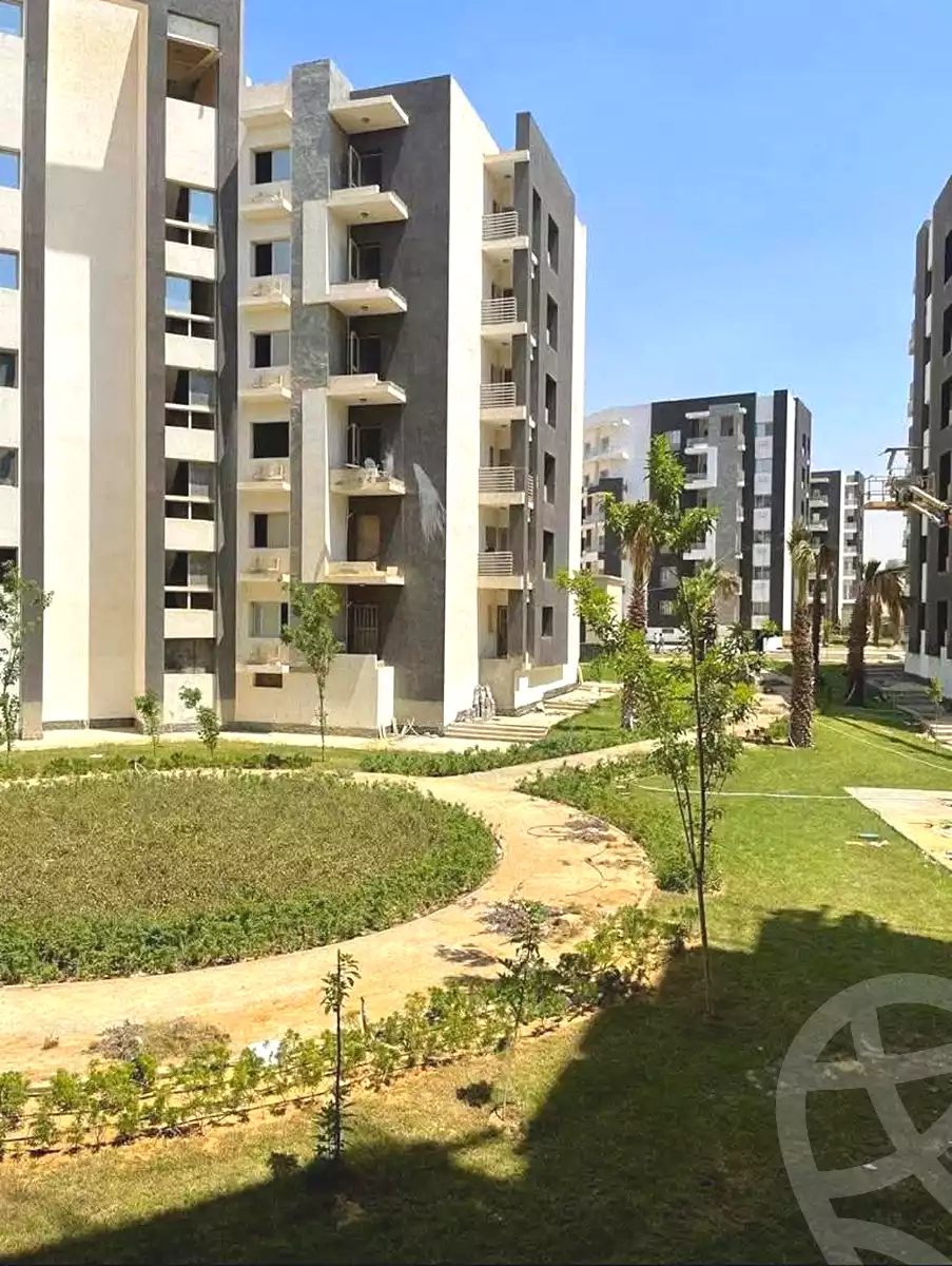https://aqarmap.com.eg/ar/listing/6774374-for-sale-cairo-new-administrative-capital-r3-jade-park-compound-city-edge