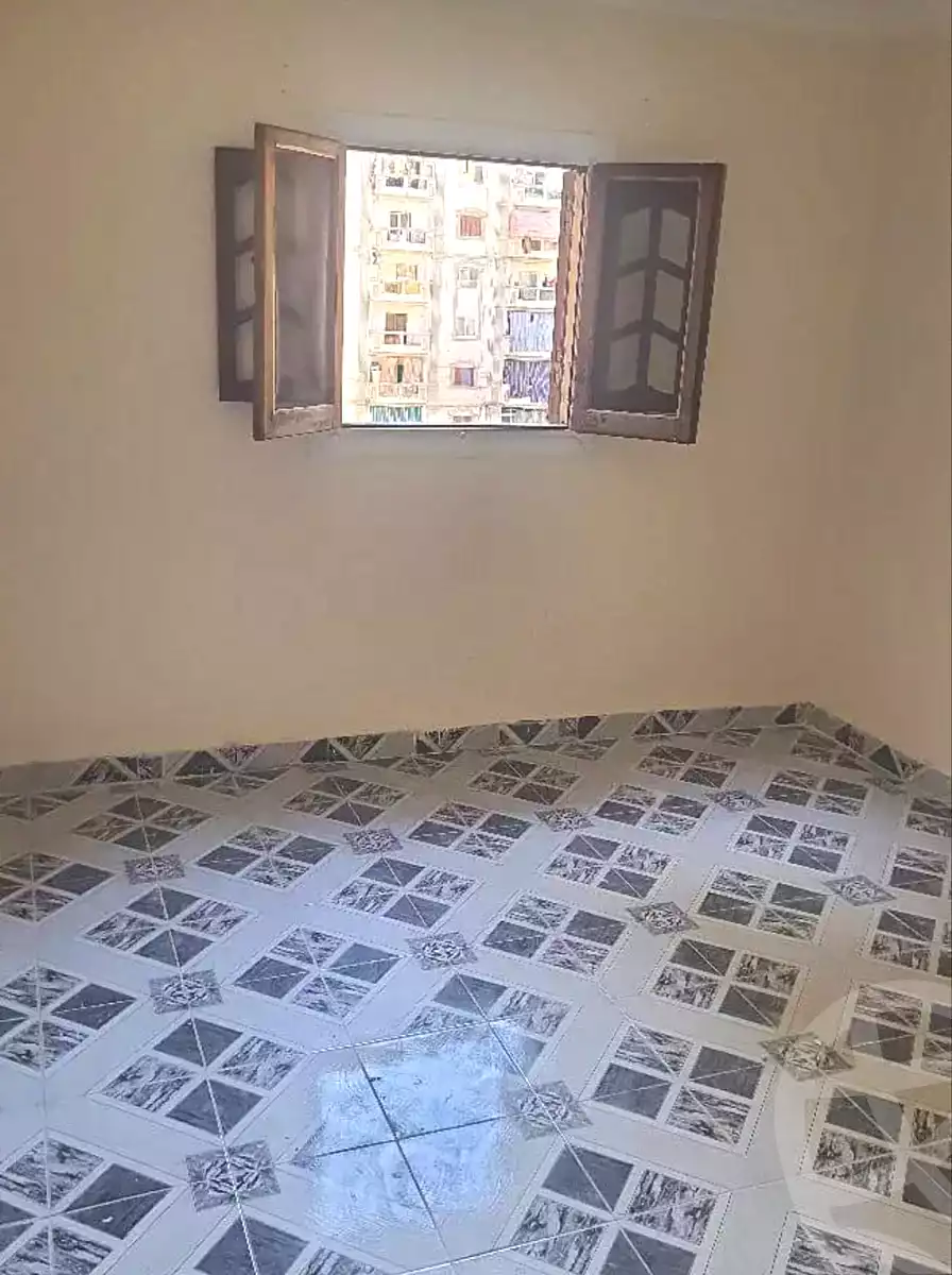 https://aqarmap.com.eg/ar/listing/6774499-for-sale-alexandria-moharram-bey-erfan-st