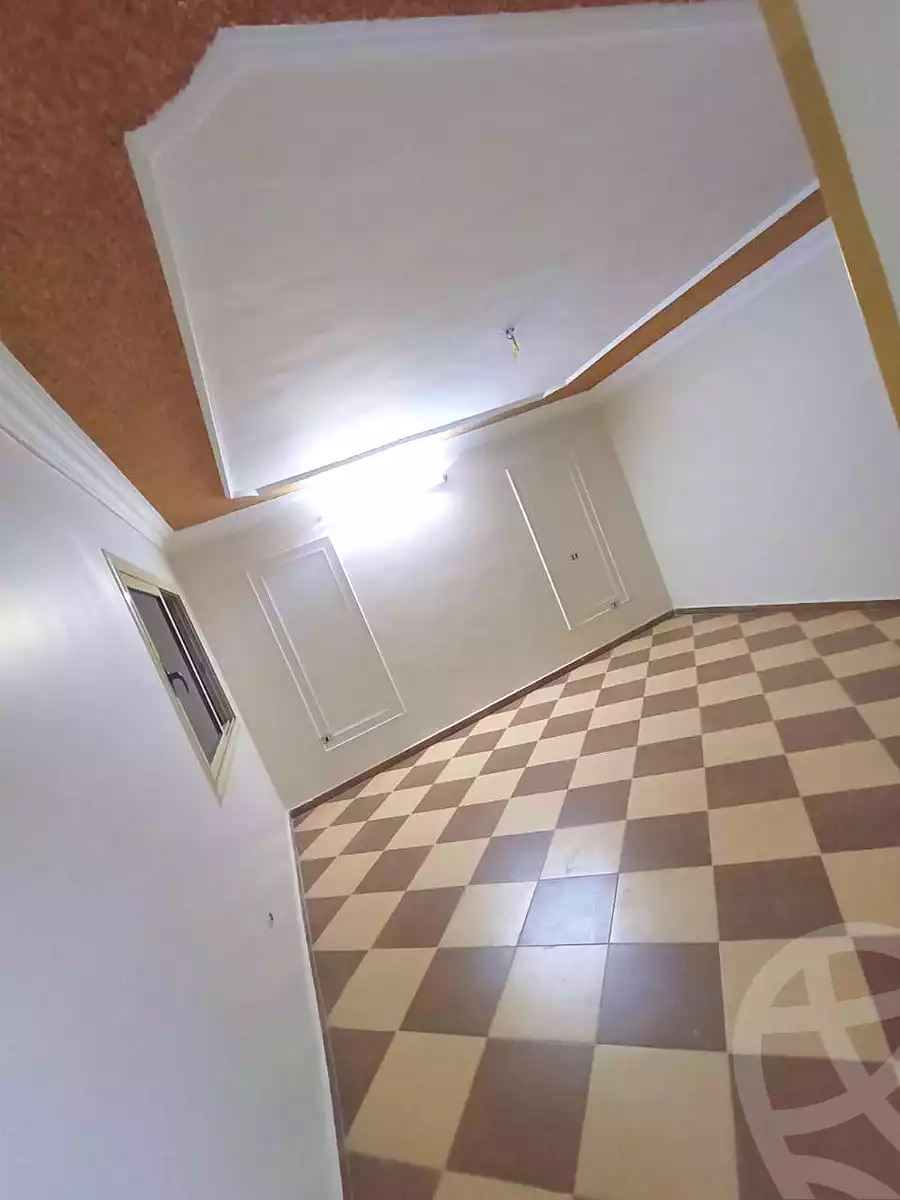 https://aqarmap.com.eg/ar/listing/6774551-for-sale-cairo-helwan-helwan-el-sharkeya-khesro-basha-st