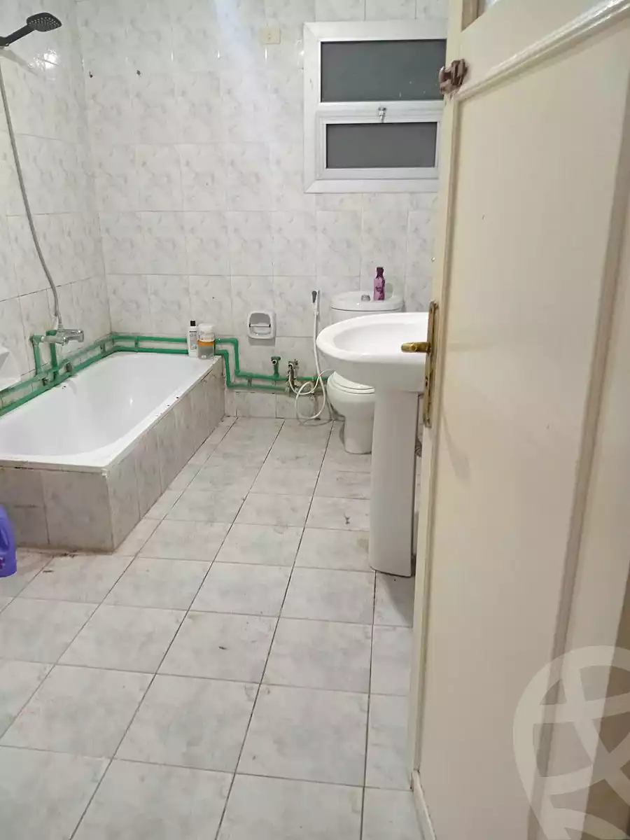 https://aqarmap.com.eg/ar/listing/6774873-for-rent-alexandria-el-asafra-l-sfr-bhry