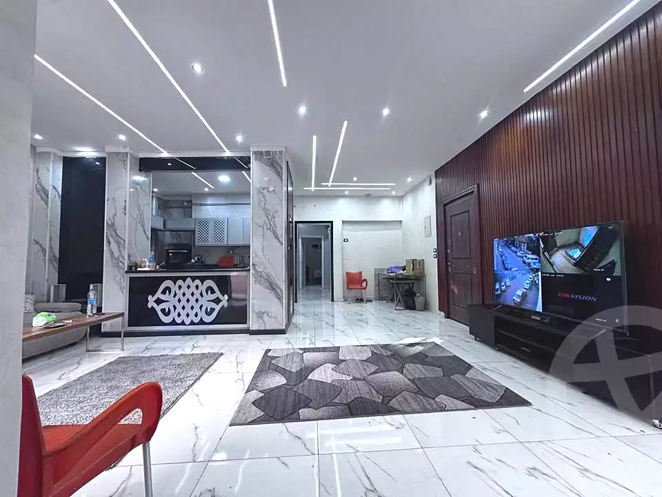 https://aqarmap.com.eg/ar/listing/6775033-for-sale-cairo-ljyz-shareaa-morad  charel degol